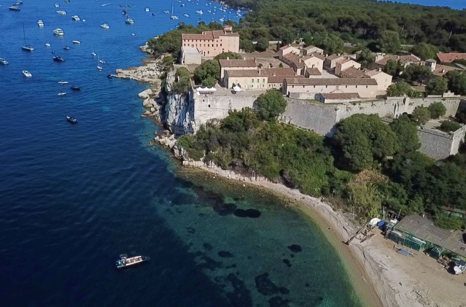 LÉRINS ISLANDS 