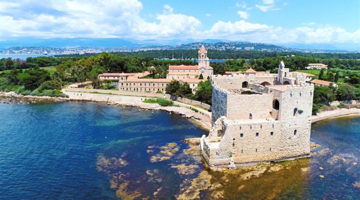 LÉRINS ISLANDS 